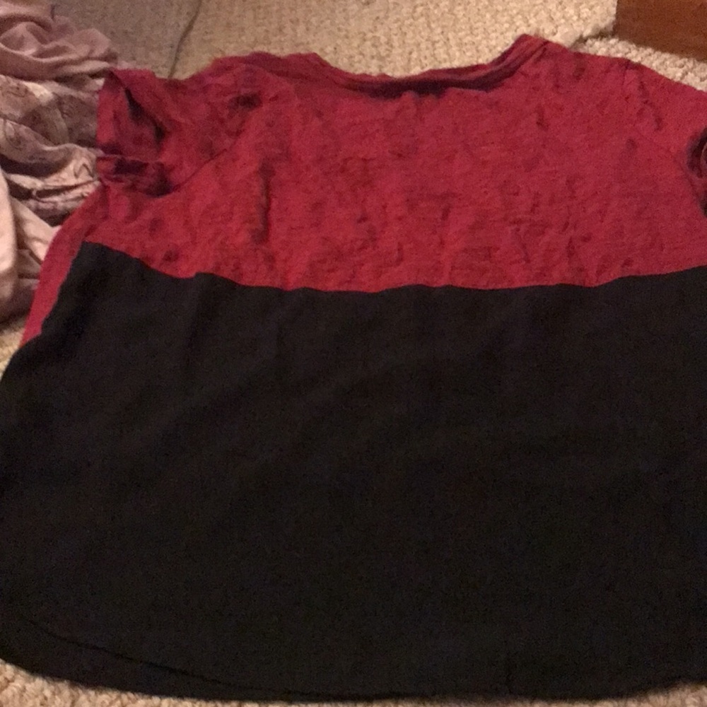 Express Short sleeve pink/red and black blouse - Picture 5 of 6